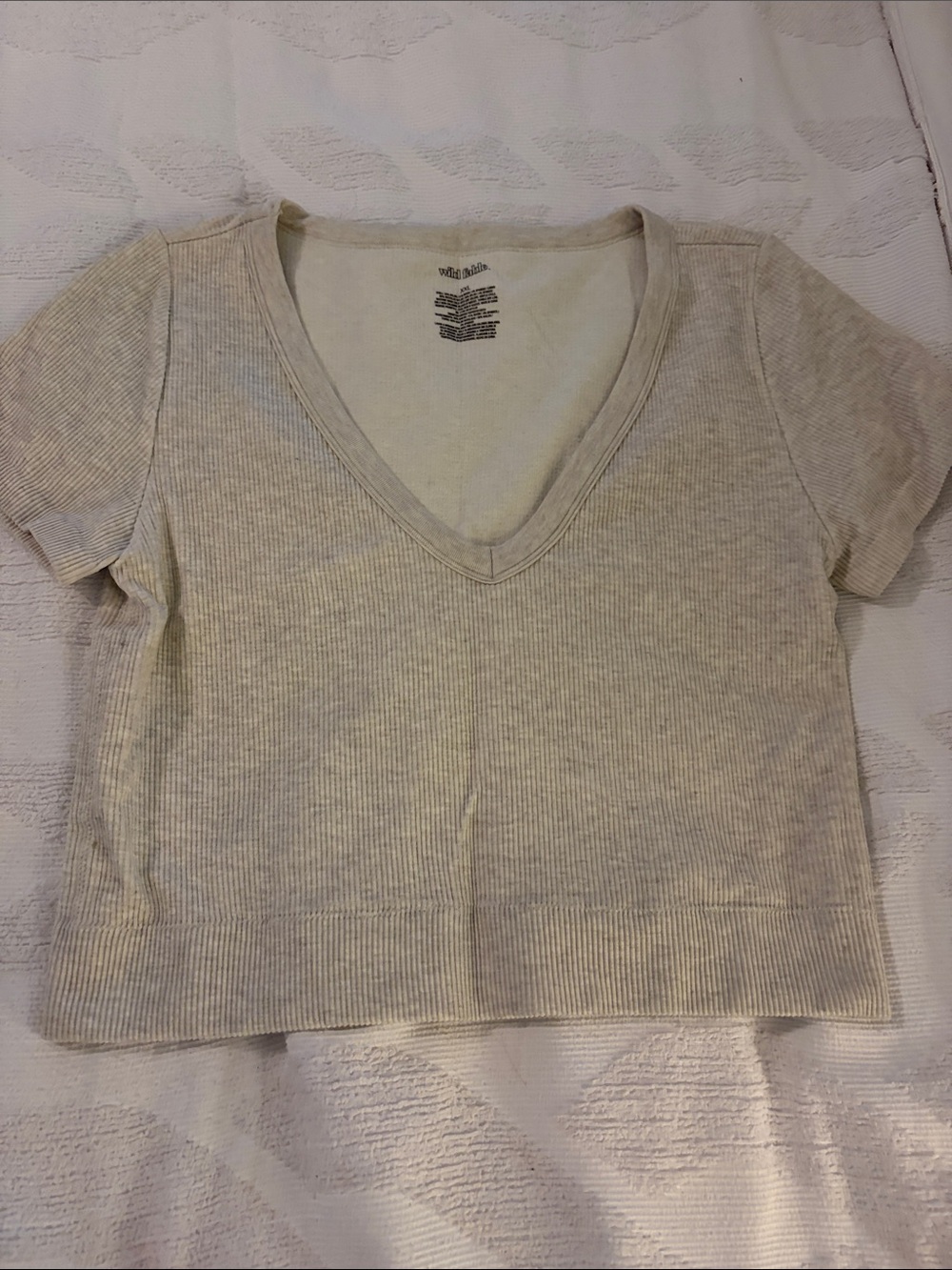 wild fable Cream Ribbed V-Neck Crop Tee